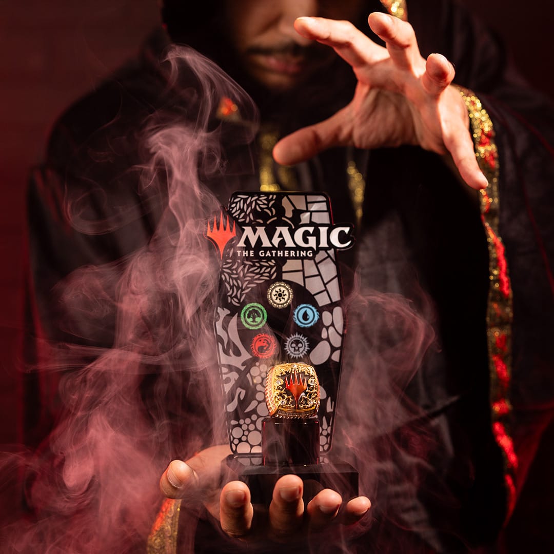 TrophySmack Magic: The Gathering Championship Ring and Display Bundle