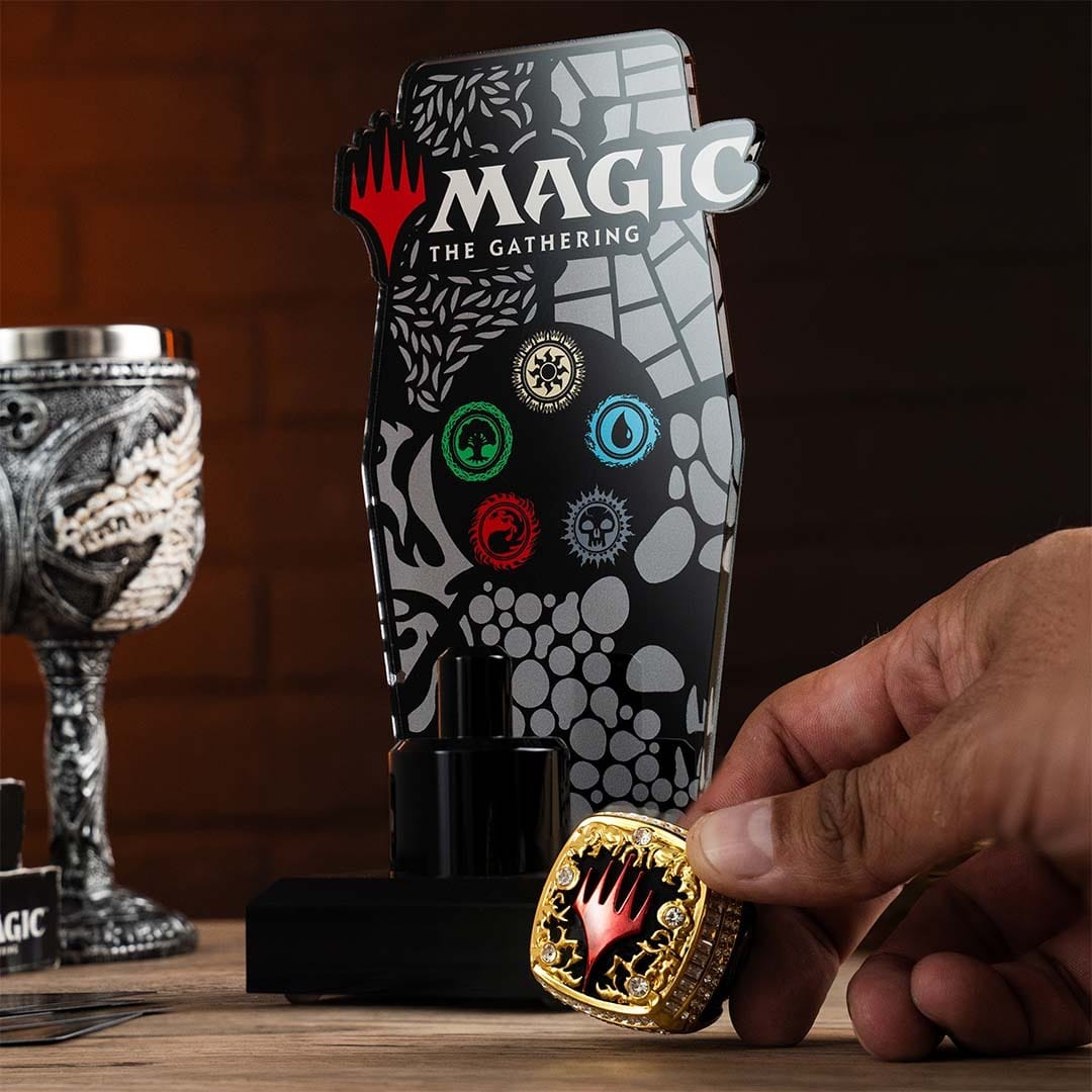 TrophySmack Magic: The Gathering Championship Ring and Display Bundle
