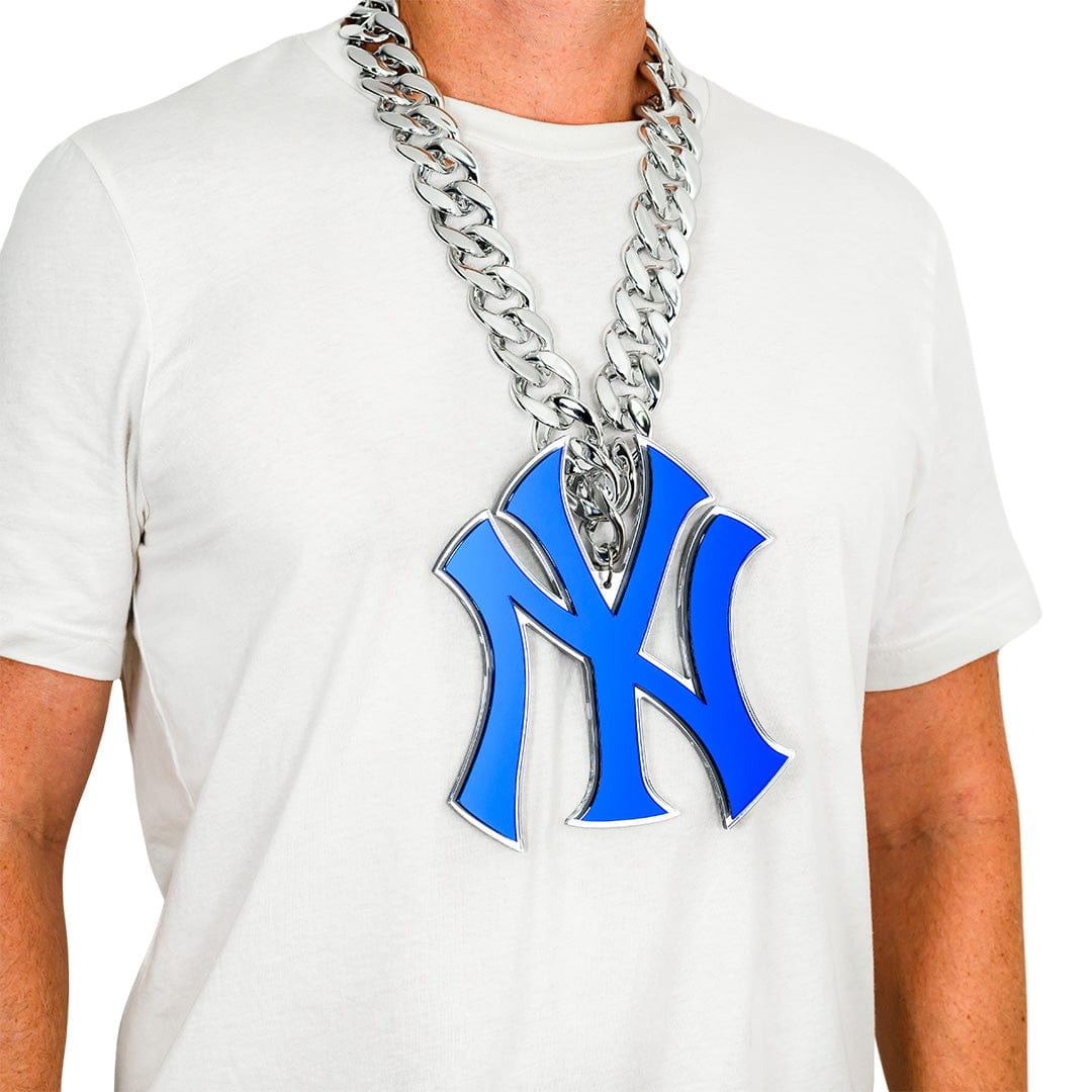 Yankees Chain New York Yankees MLB Chromatic Turnover Chain - TrophySmack